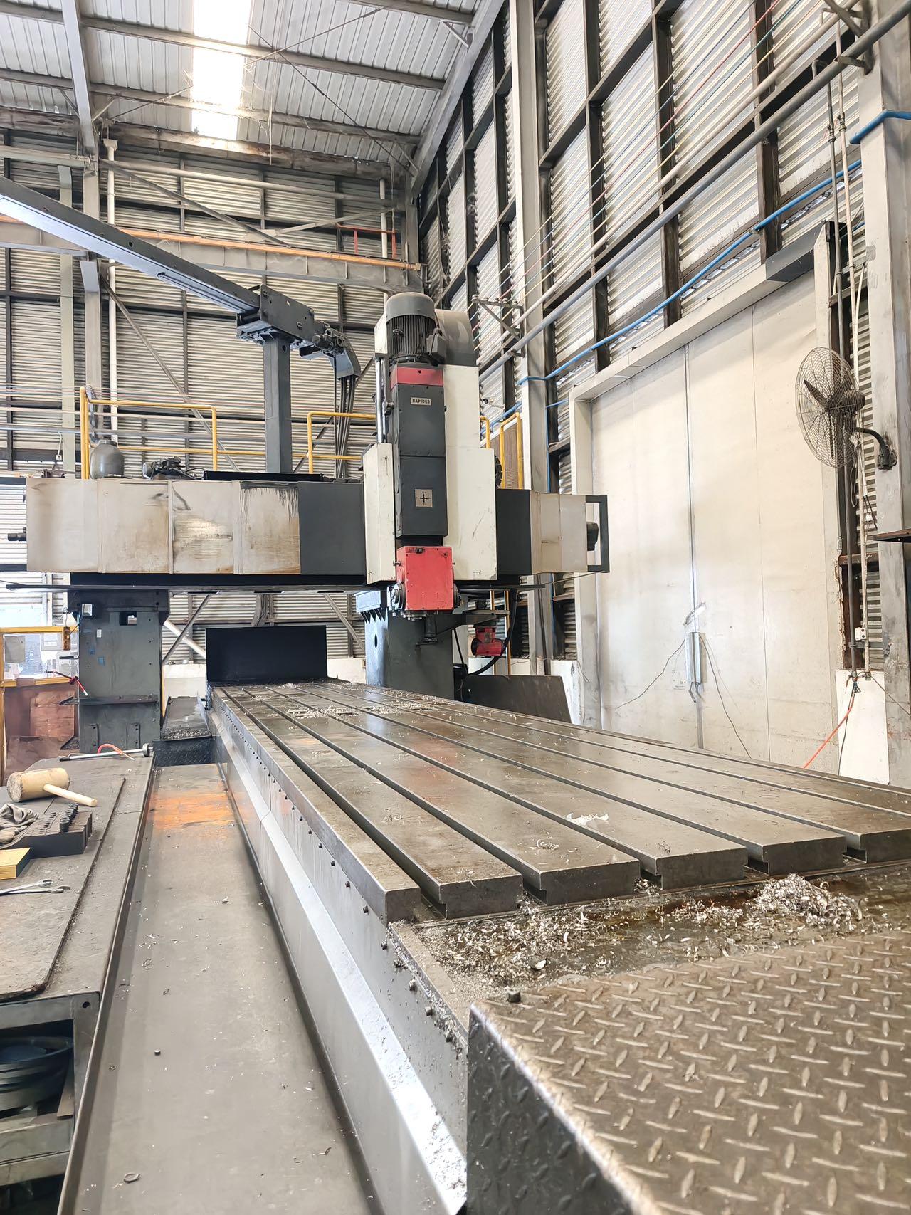 CNC gantry boring and milling machine