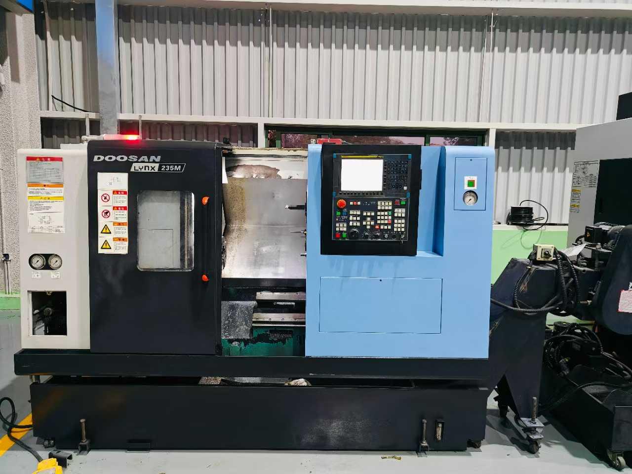 Turn-milling machining Center