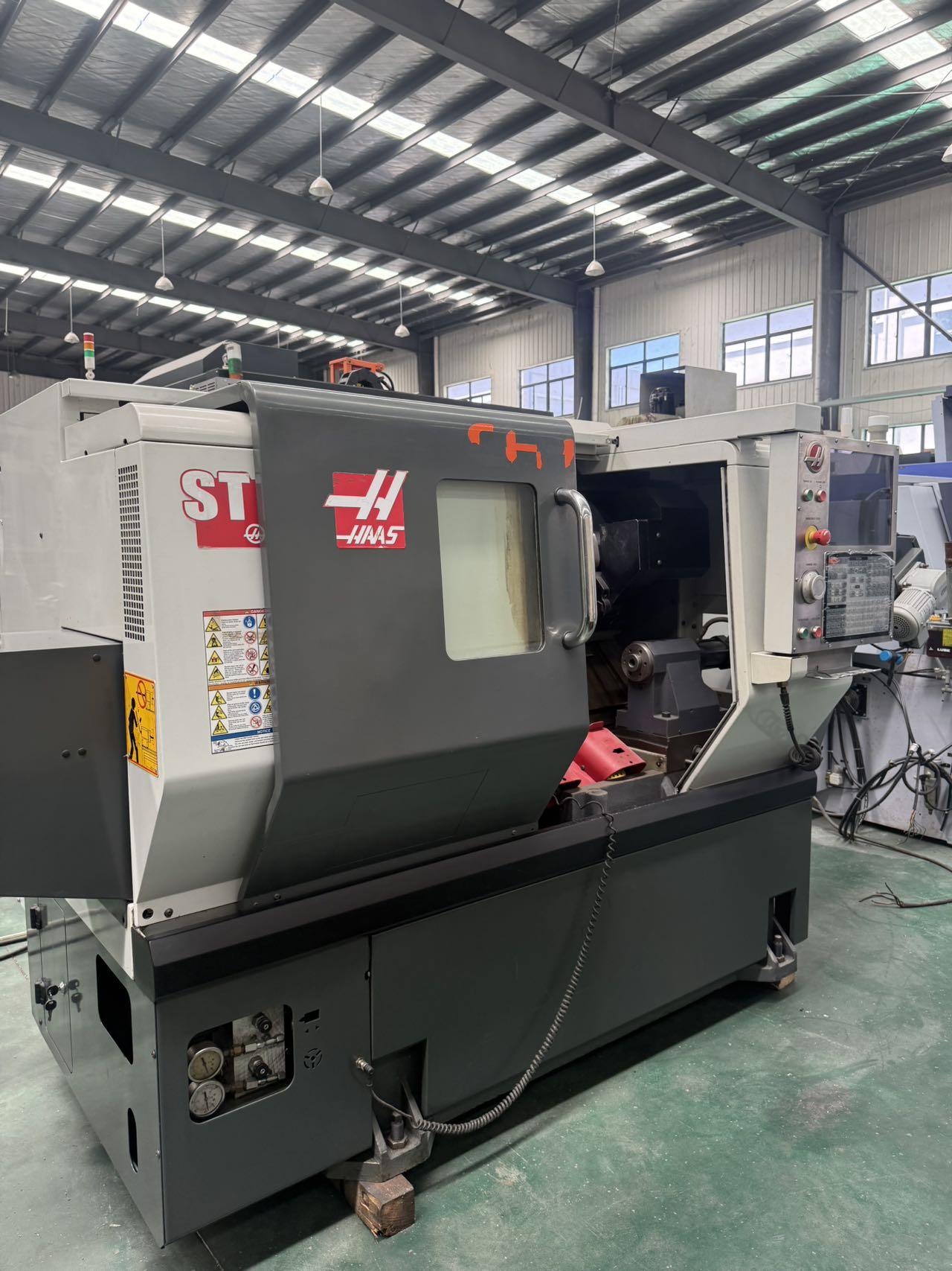 Turn-milling machining Center