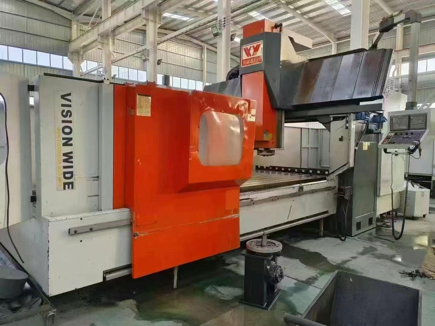 CNC gantry milling machine