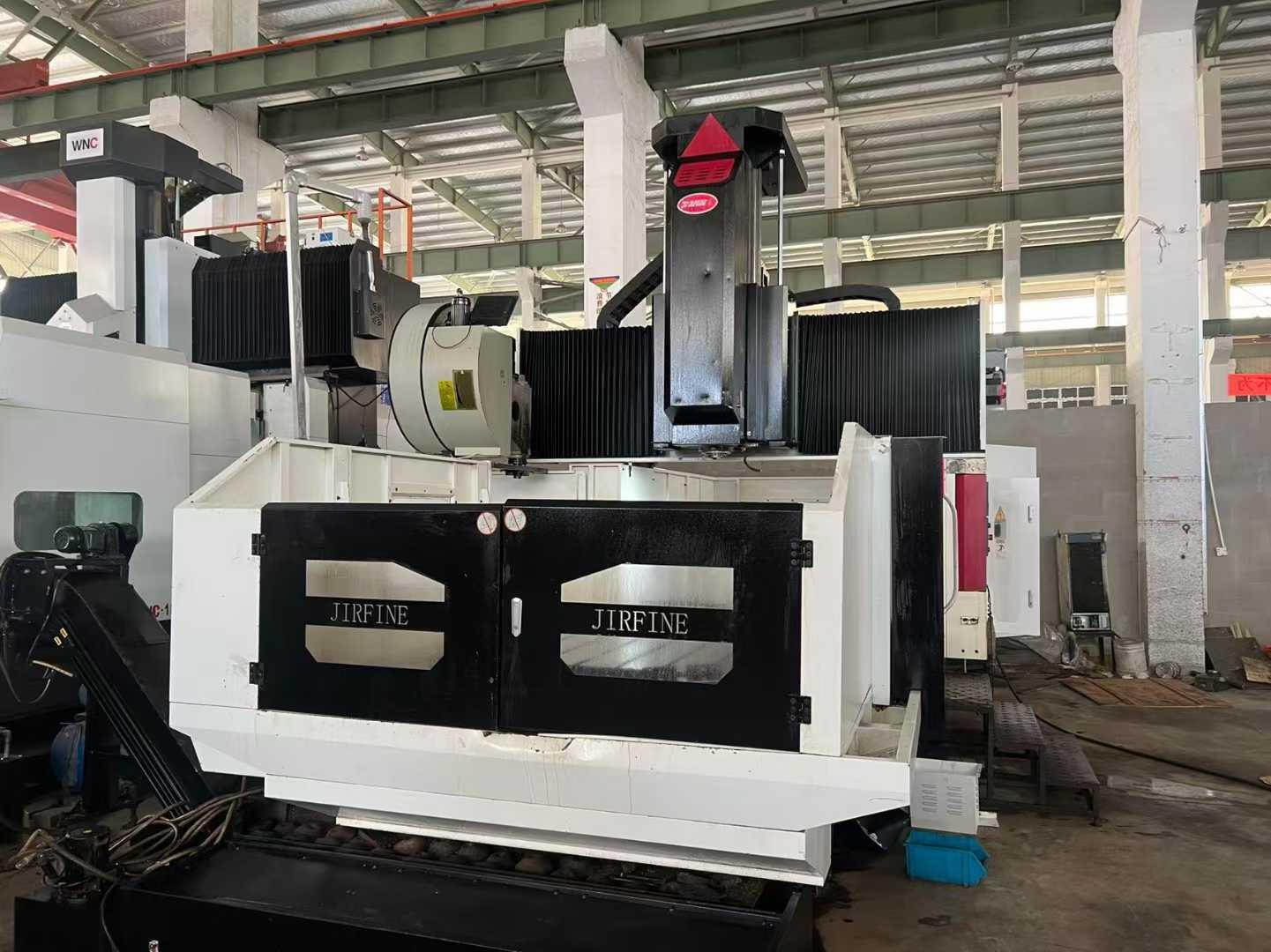 CNC gantry machining center