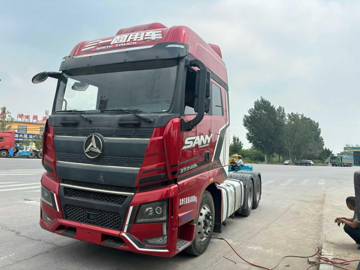 Conventional truck