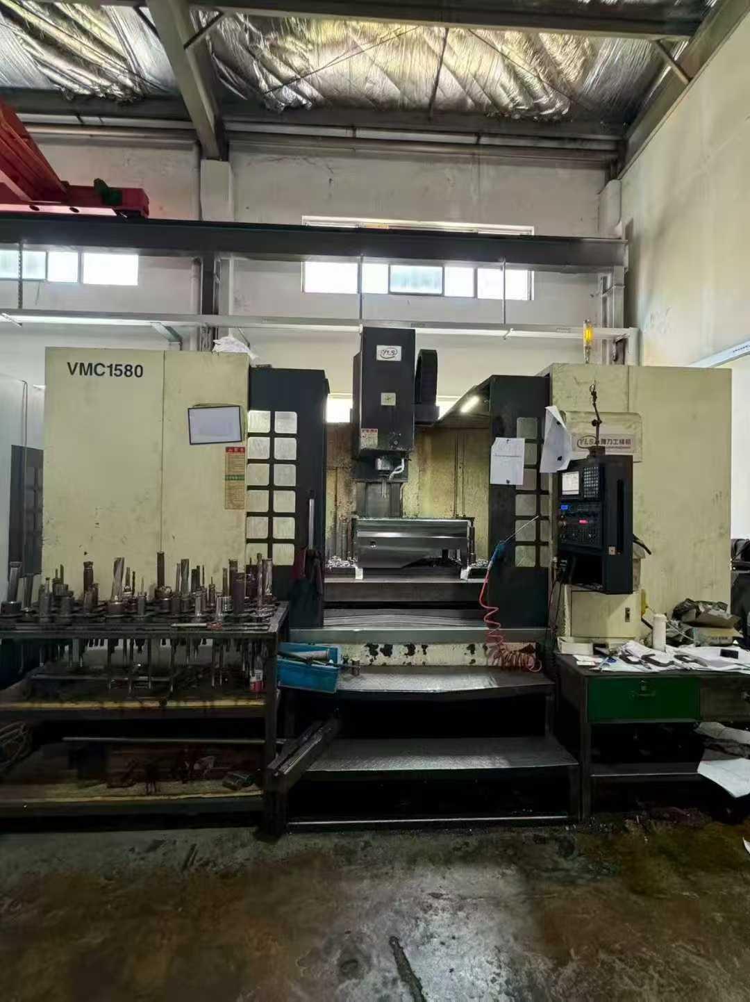 CNC milling machine