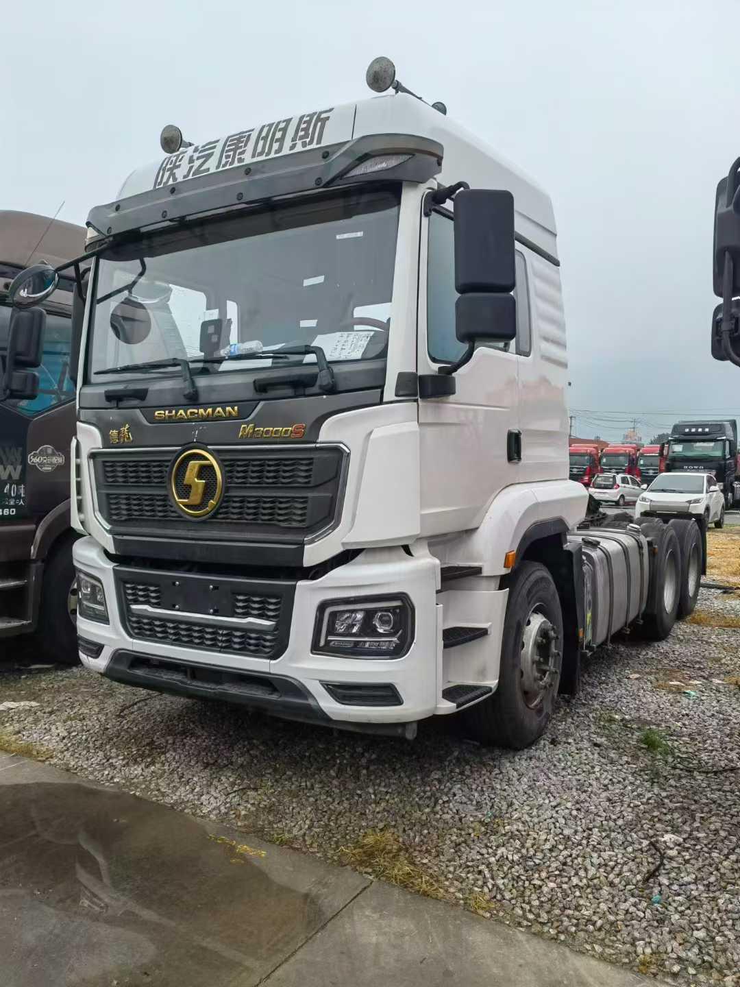 Conventional truck