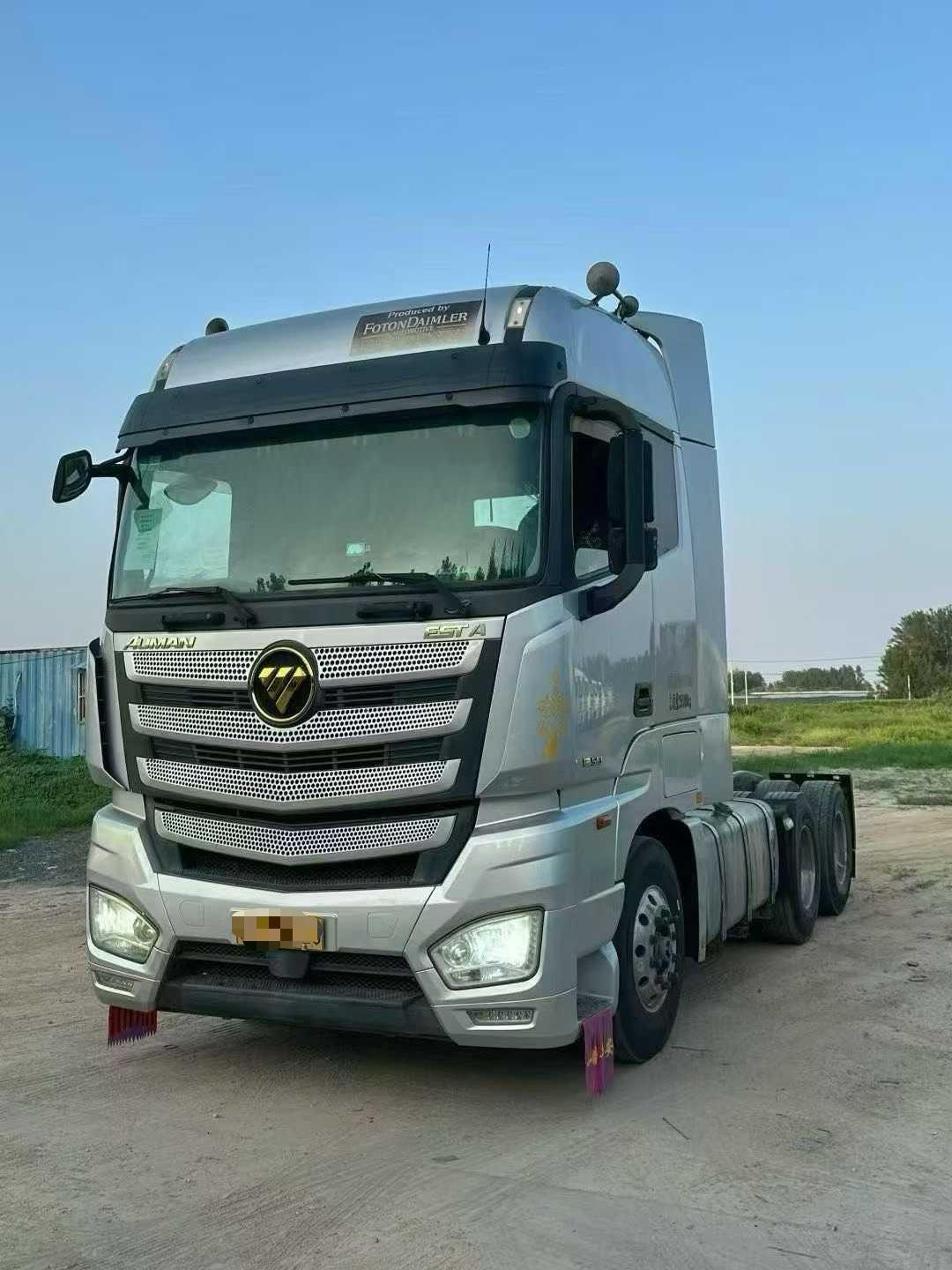 Conventional truck