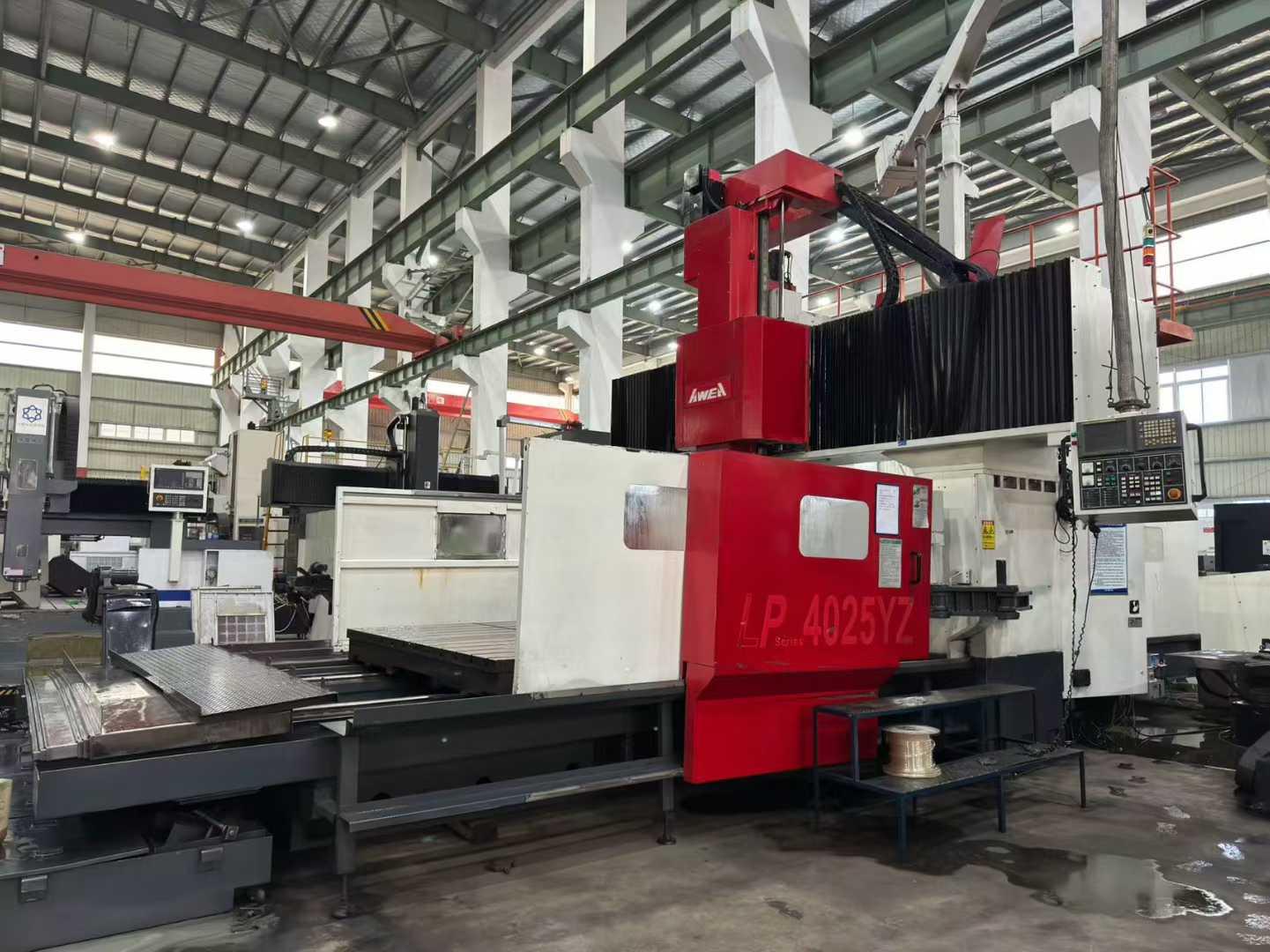 CNC gantry machining center