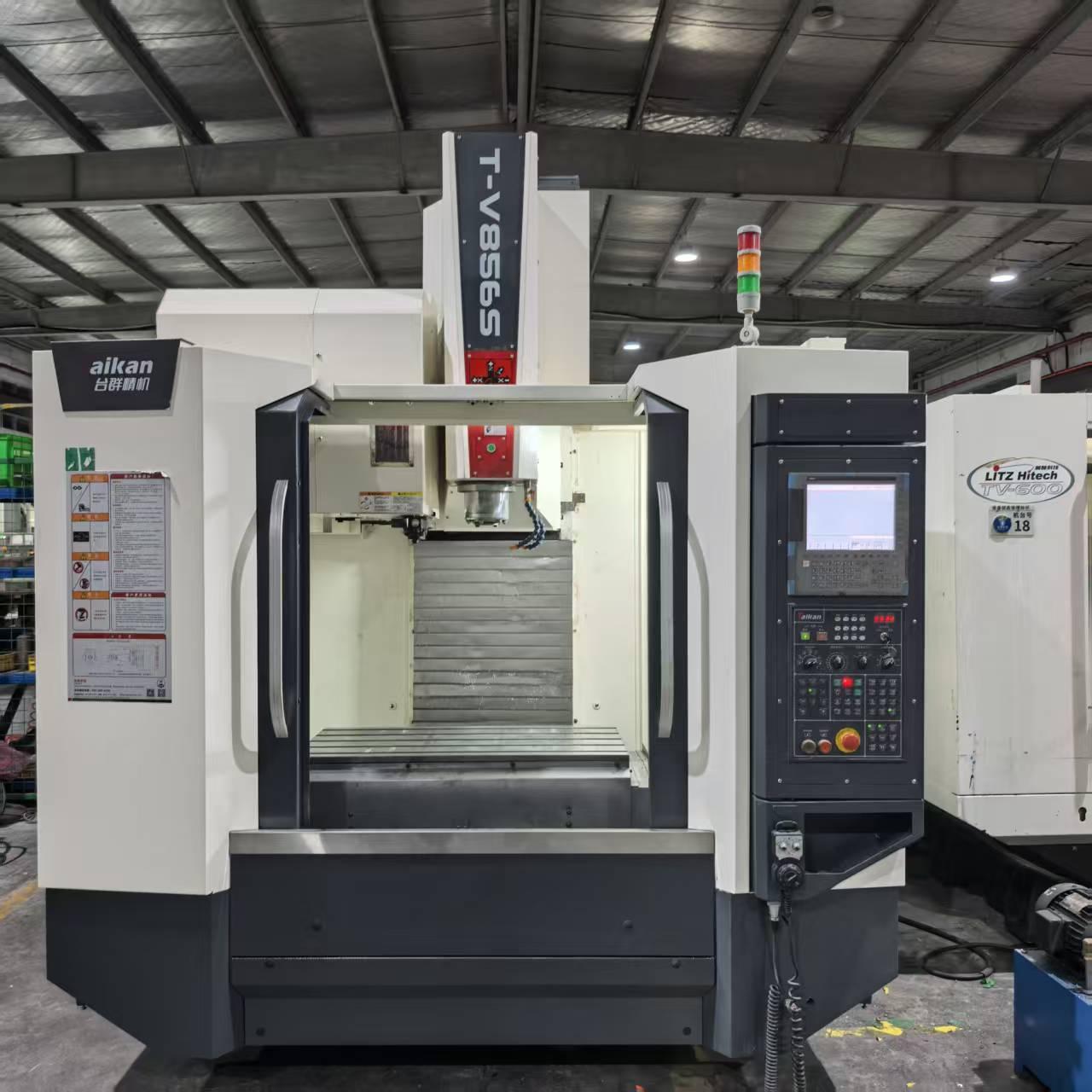 Vertical machining center