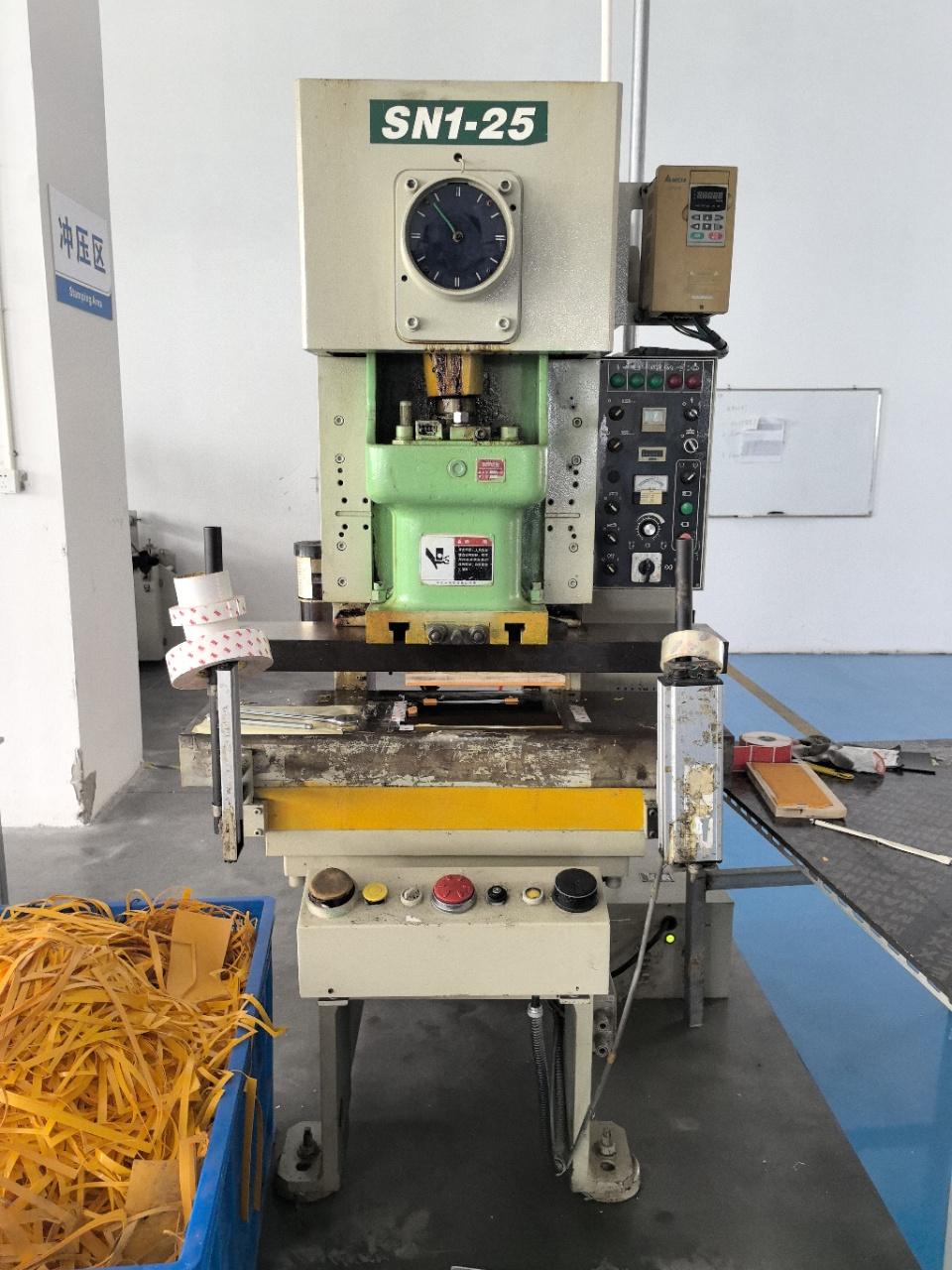 Punch press
