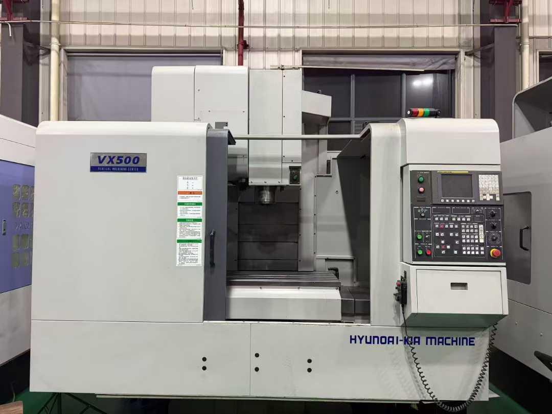Vertical machining center