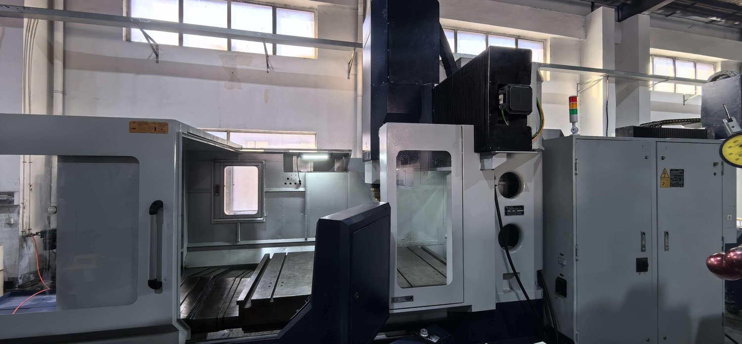 Gantry machining center