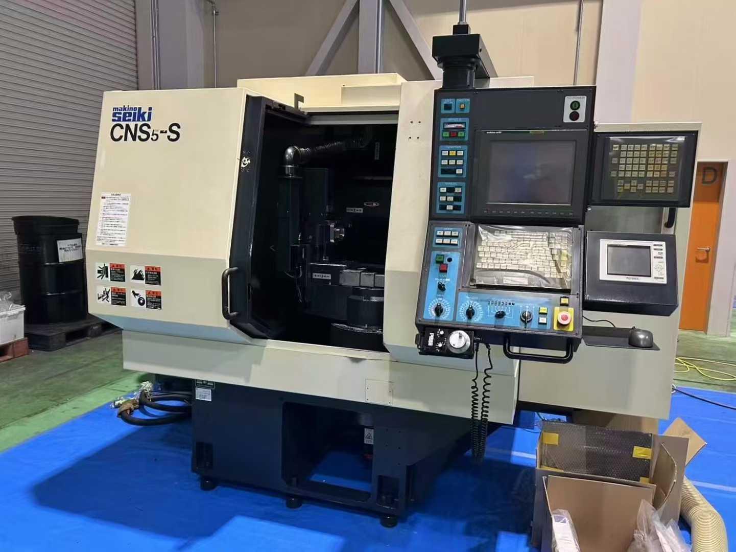 Tool grinder 