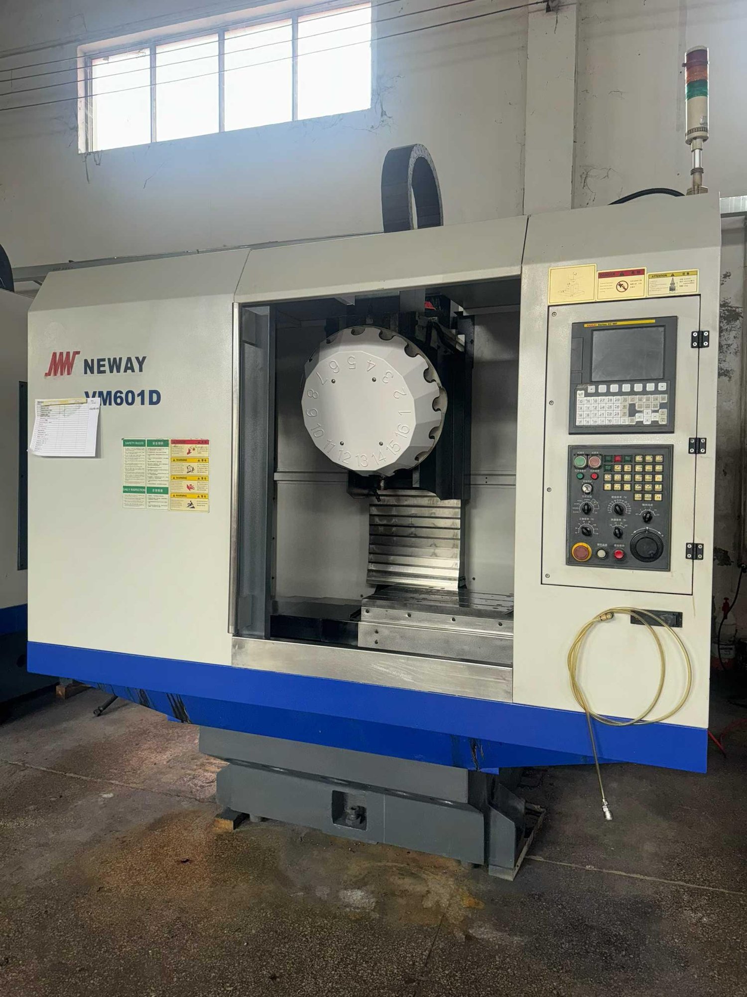 Tapping machine