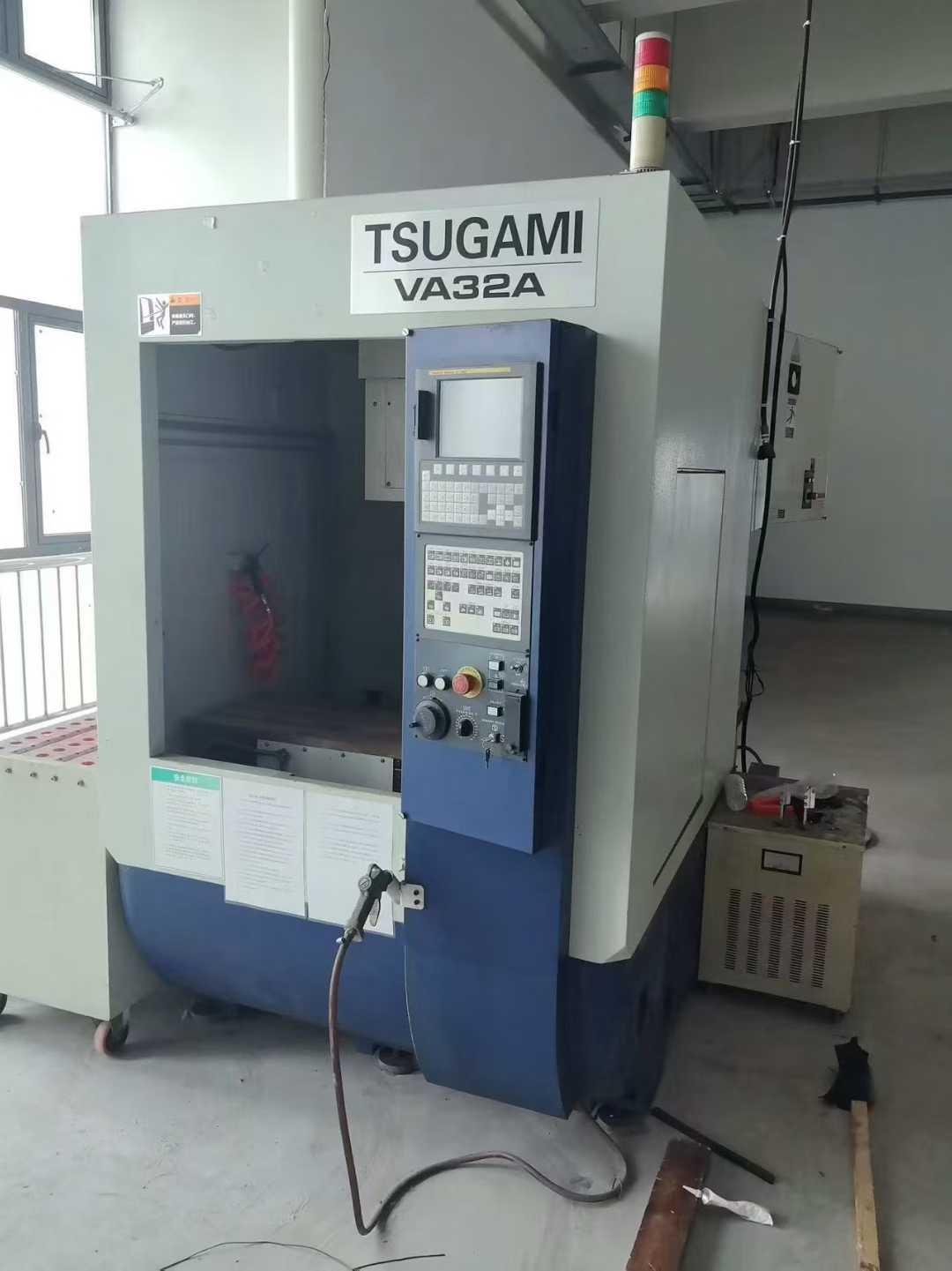 Tapping machine