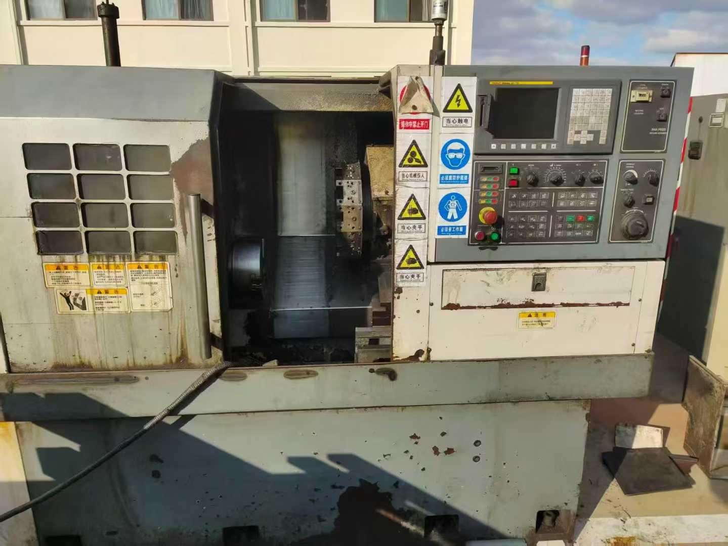 CNC turning lathe