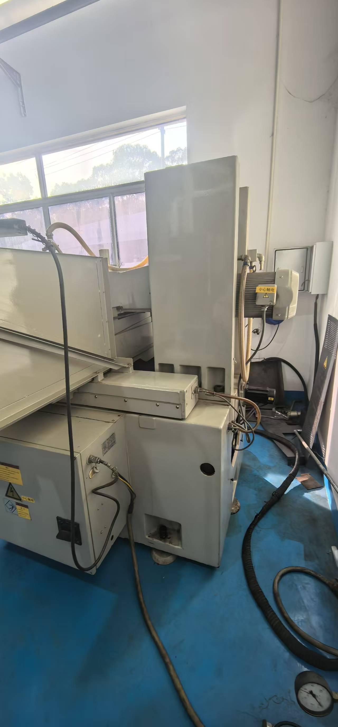 Surface grinder