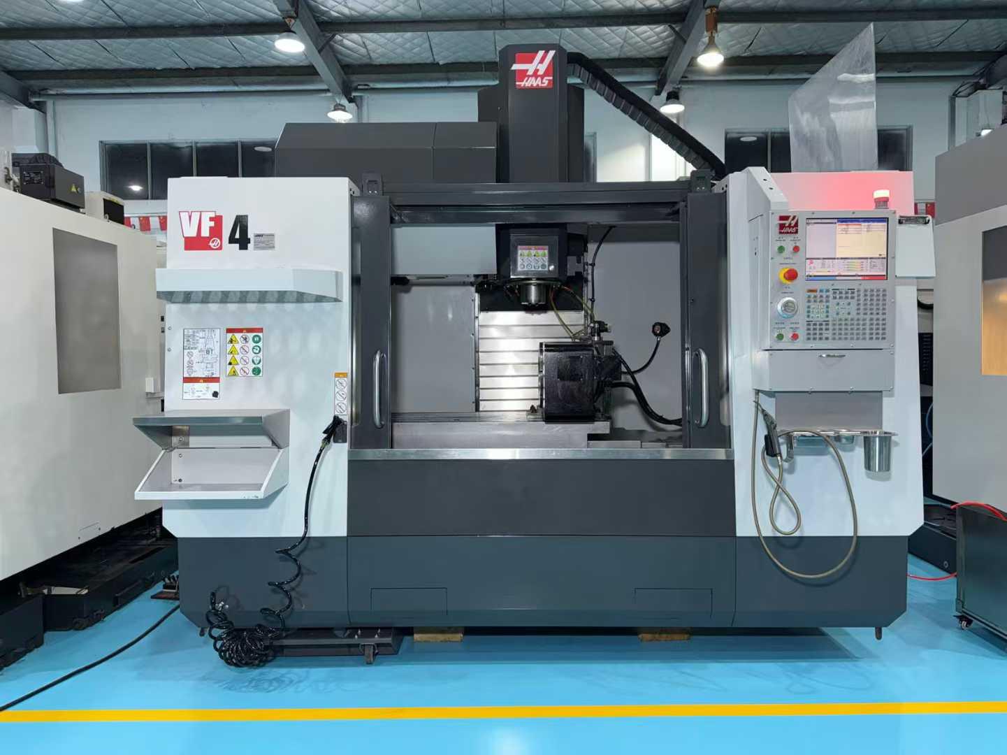 Vertical Machining Center