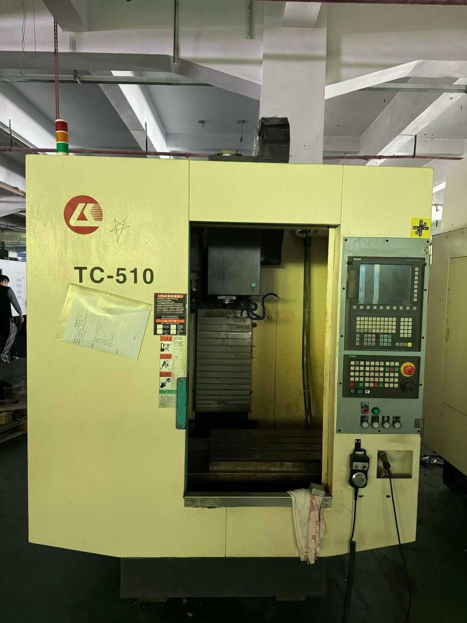 Tapping machine