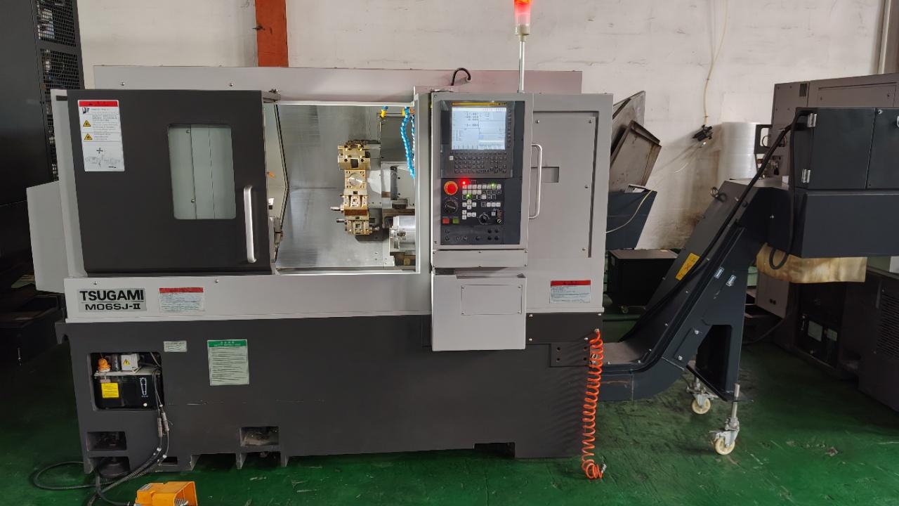 CNC turning lathe