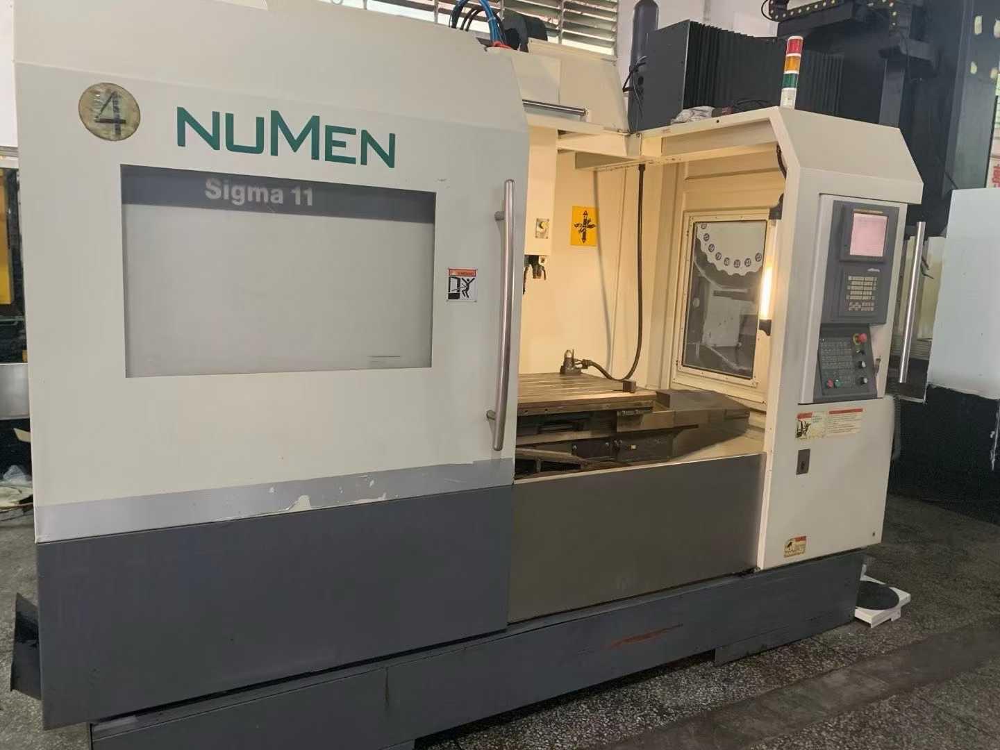 Vertical Machining Center