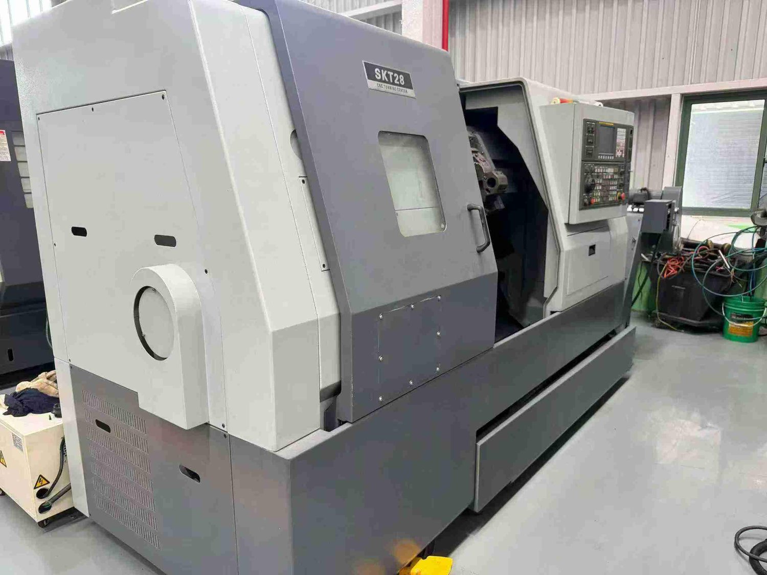 CNC turning lathe