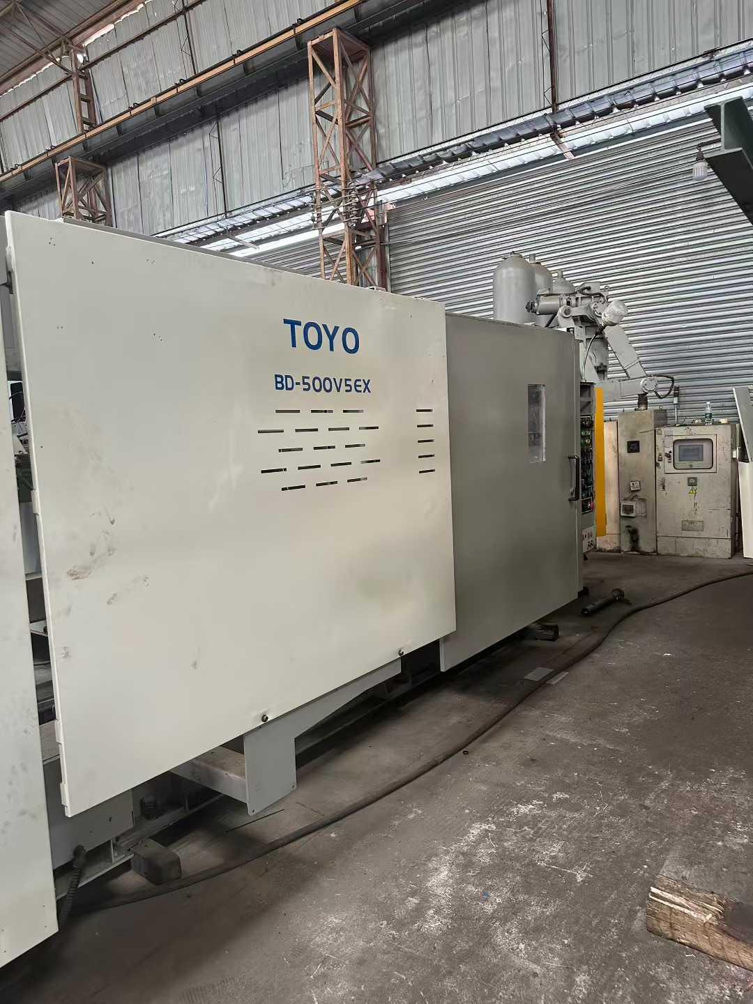 Die-casting machine