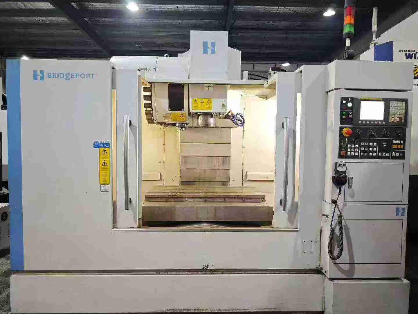 Vertical Machining Center