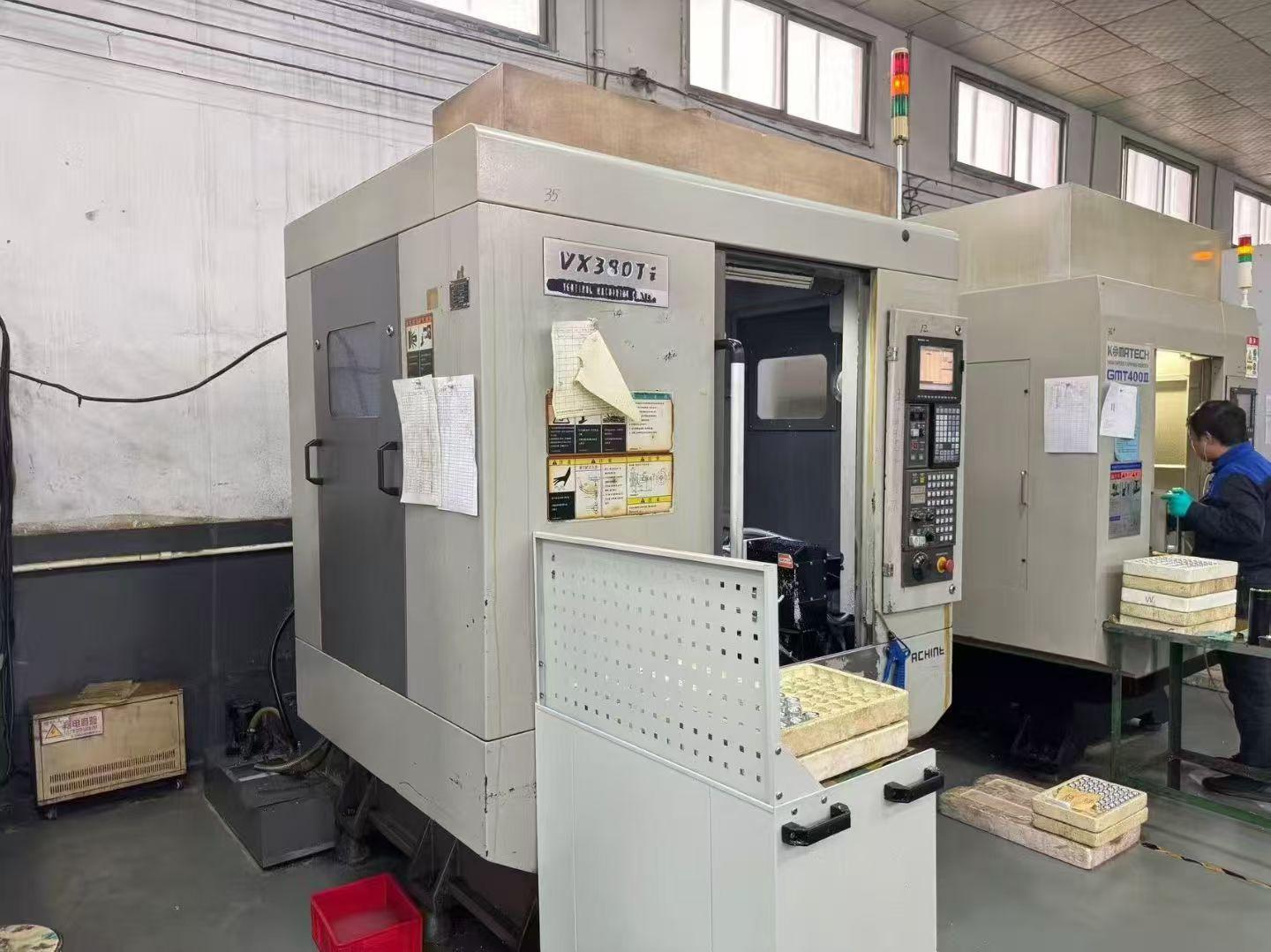 Tapping machine
