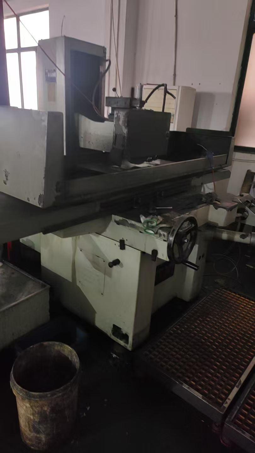 Surface grinder