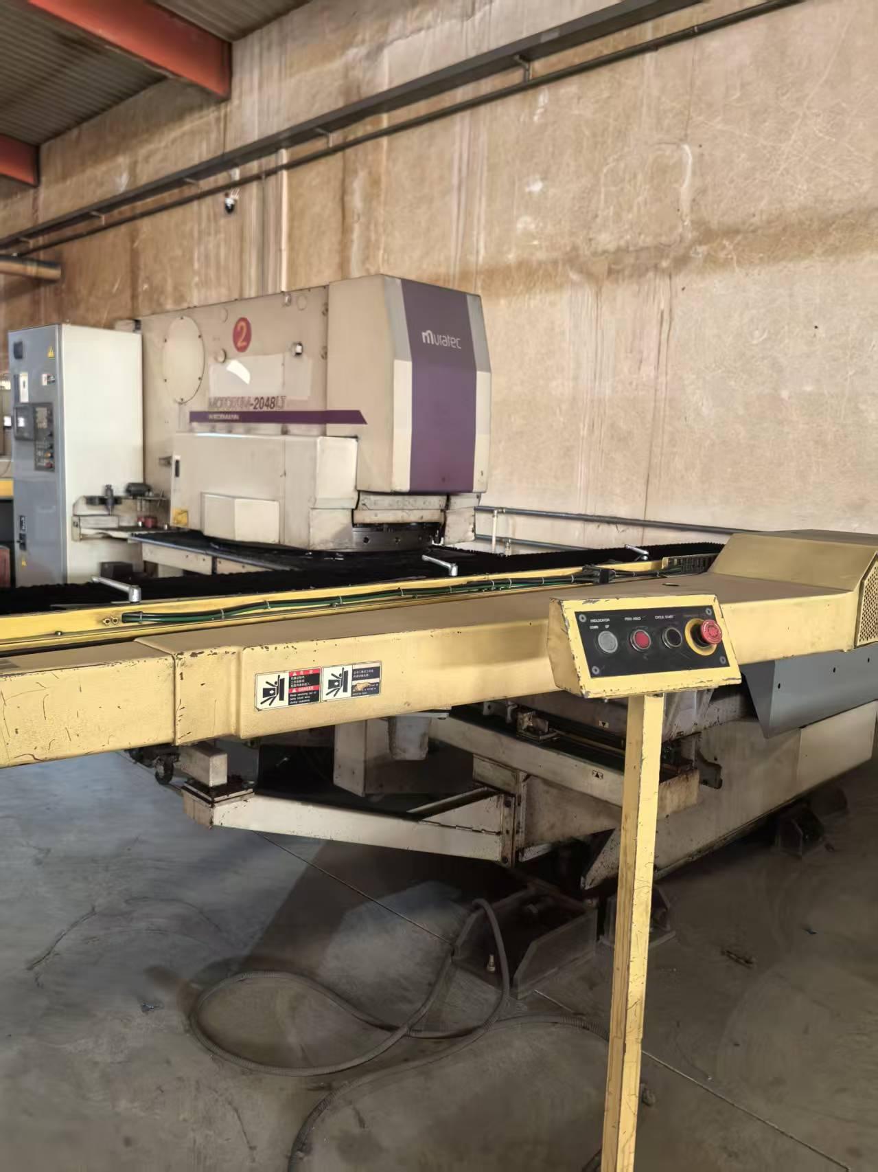 turret punch press W/tooling