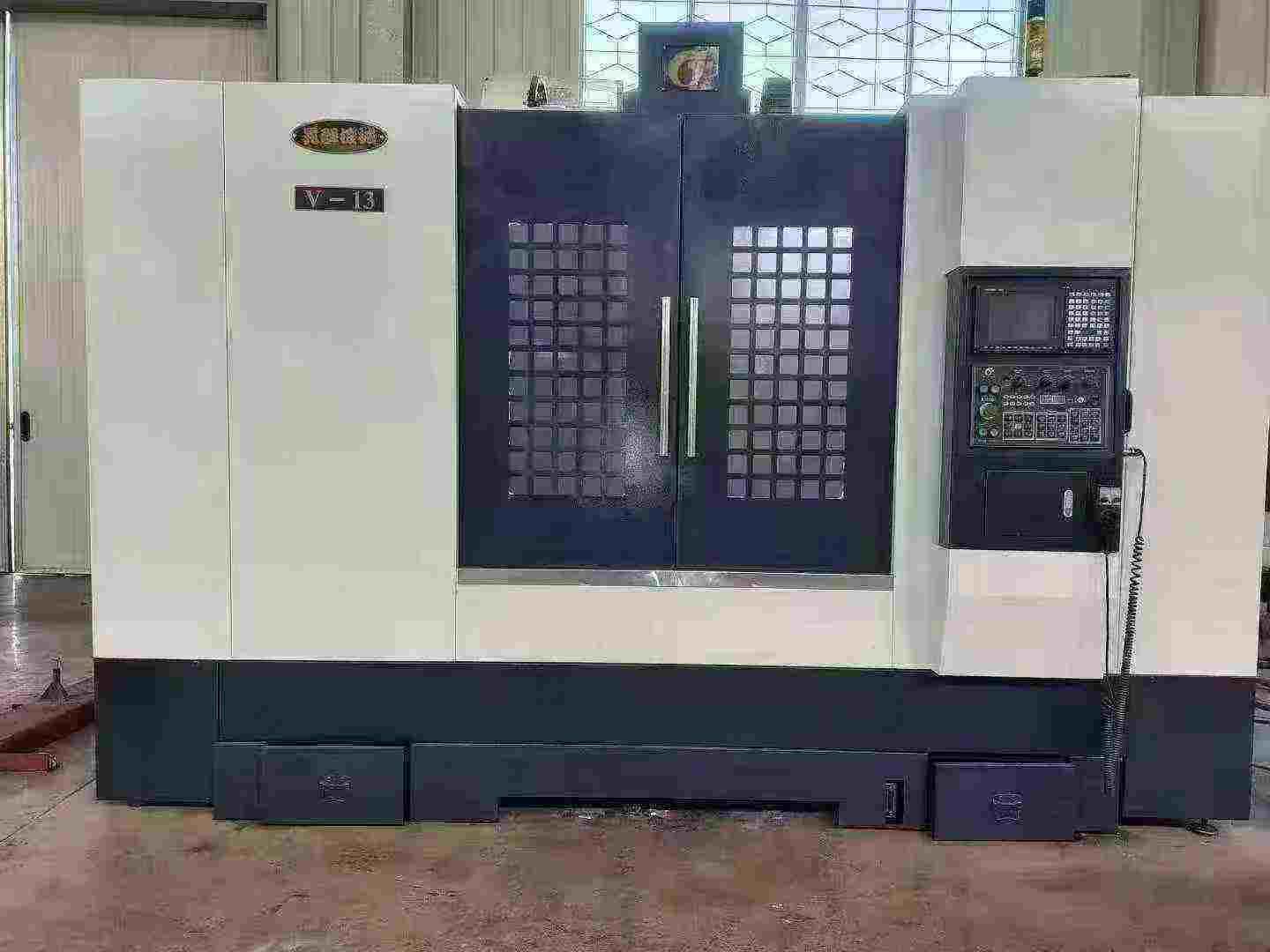 Vertical Machining Center