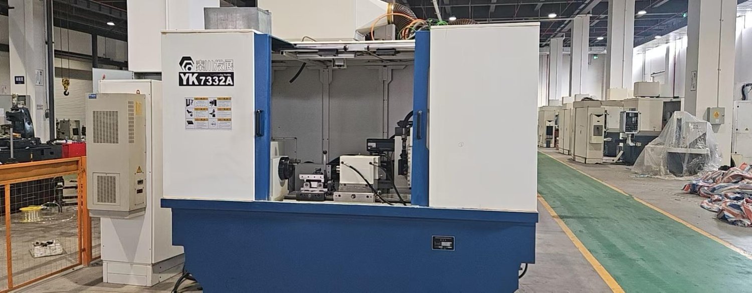 Gear grinding machine