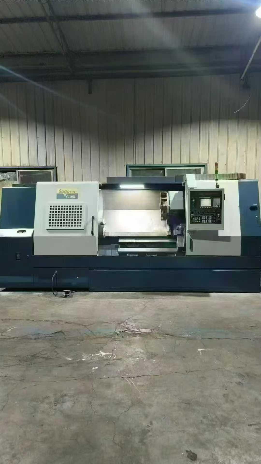 CNC turning lathe