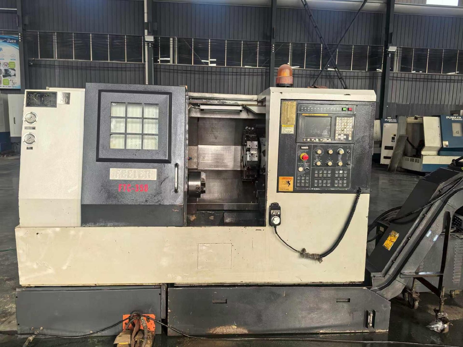 CNC turning lathe