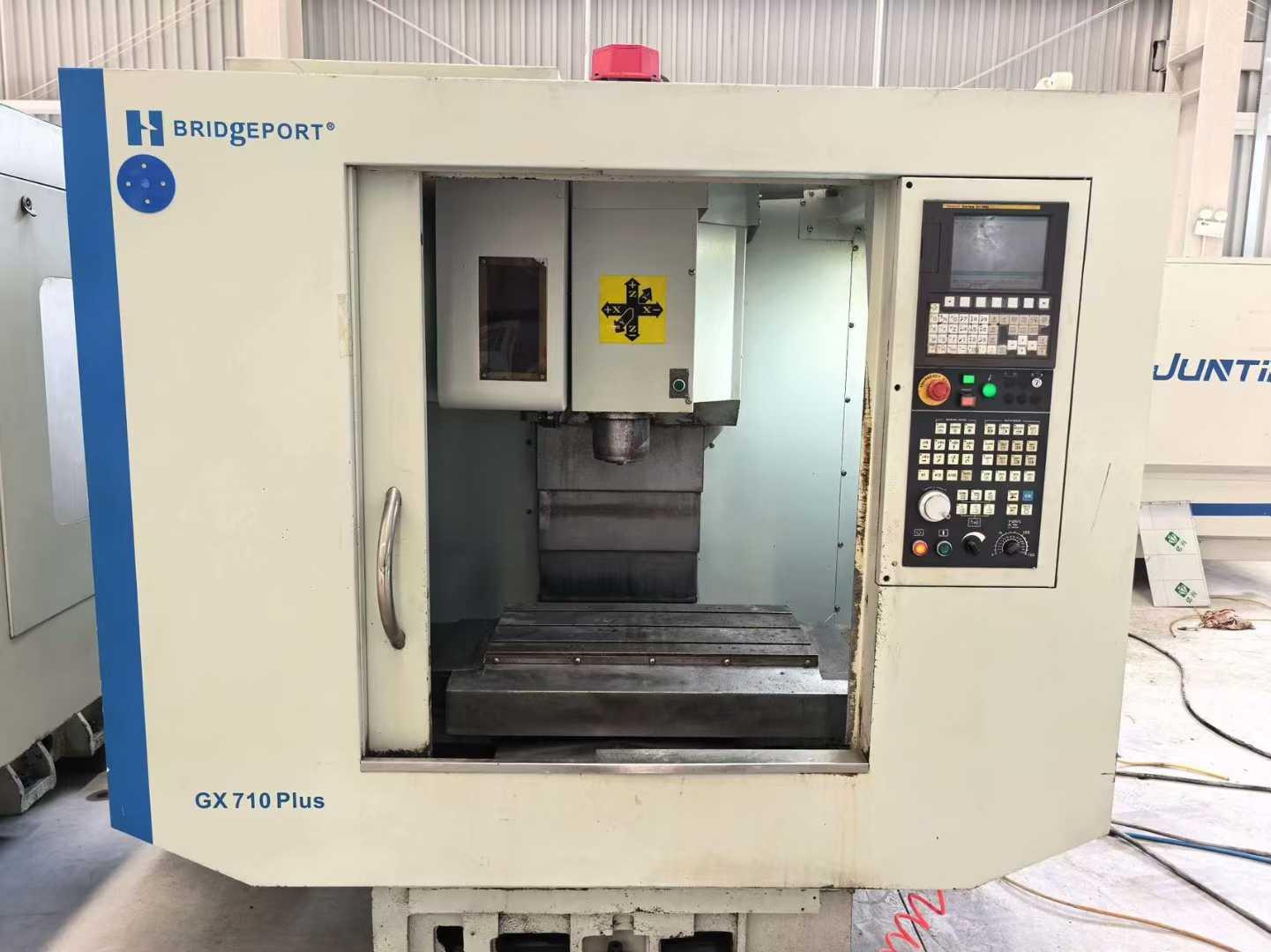 Vertical Machining Center