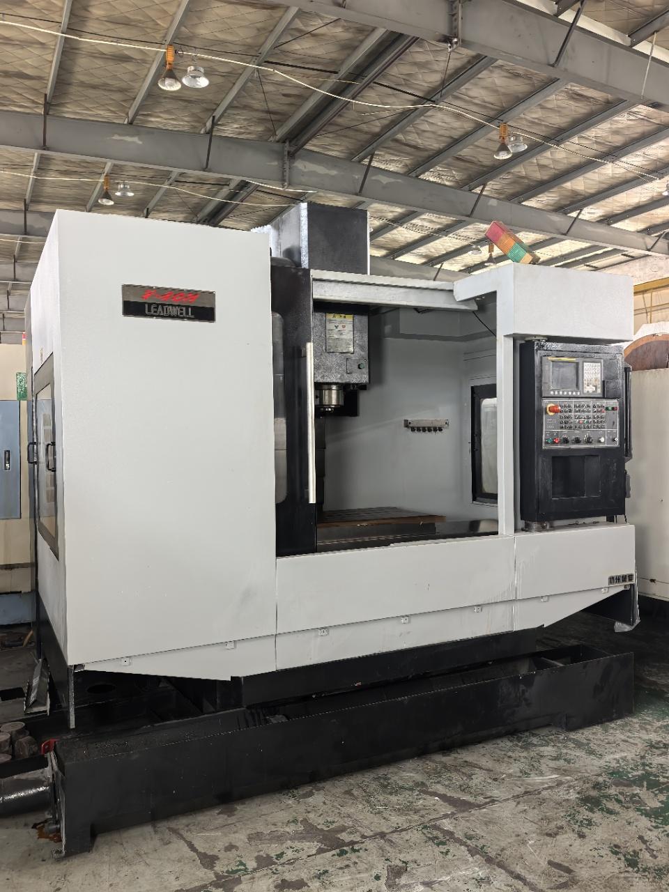 Vertical Machining Center