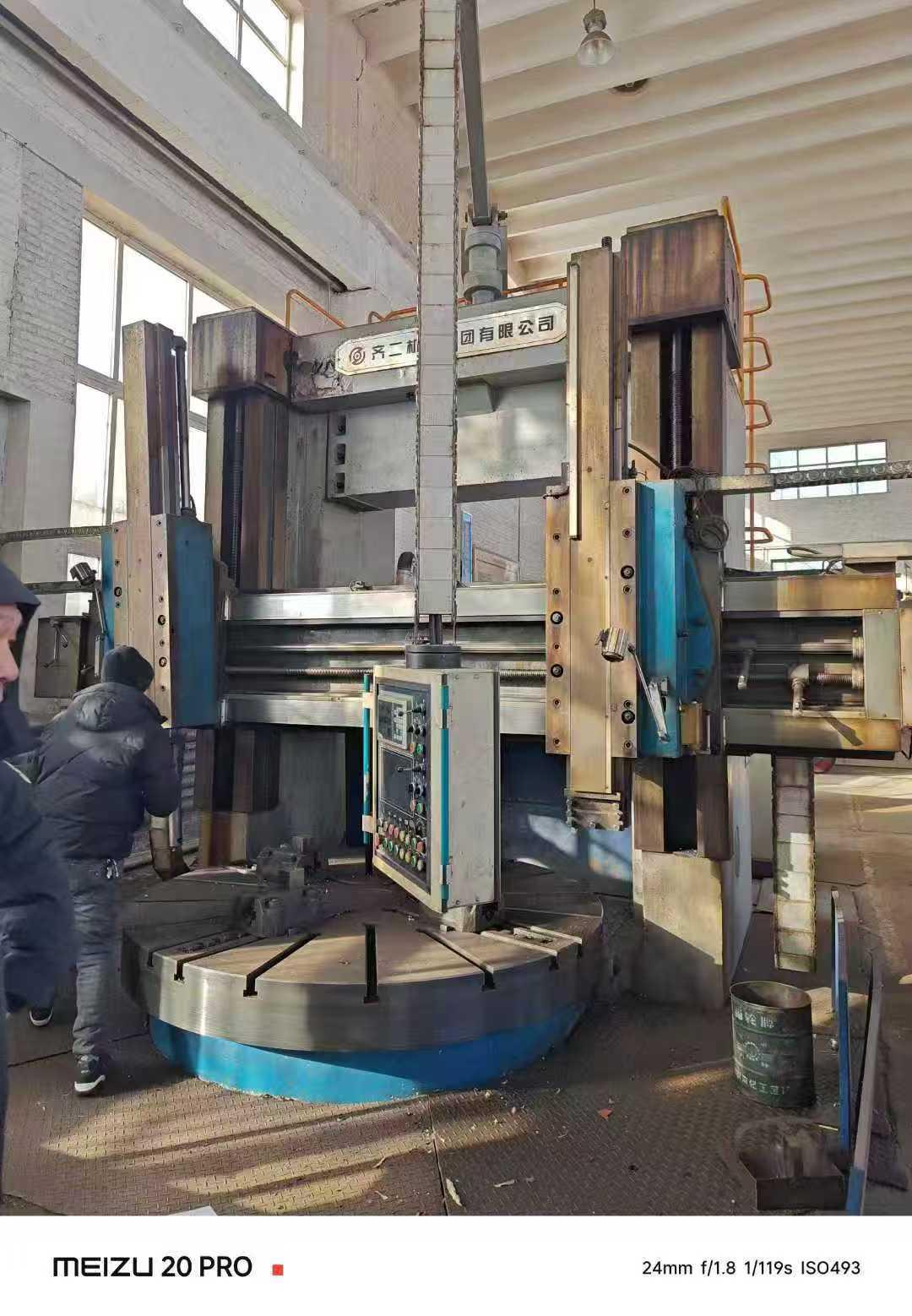 Vertical lathe