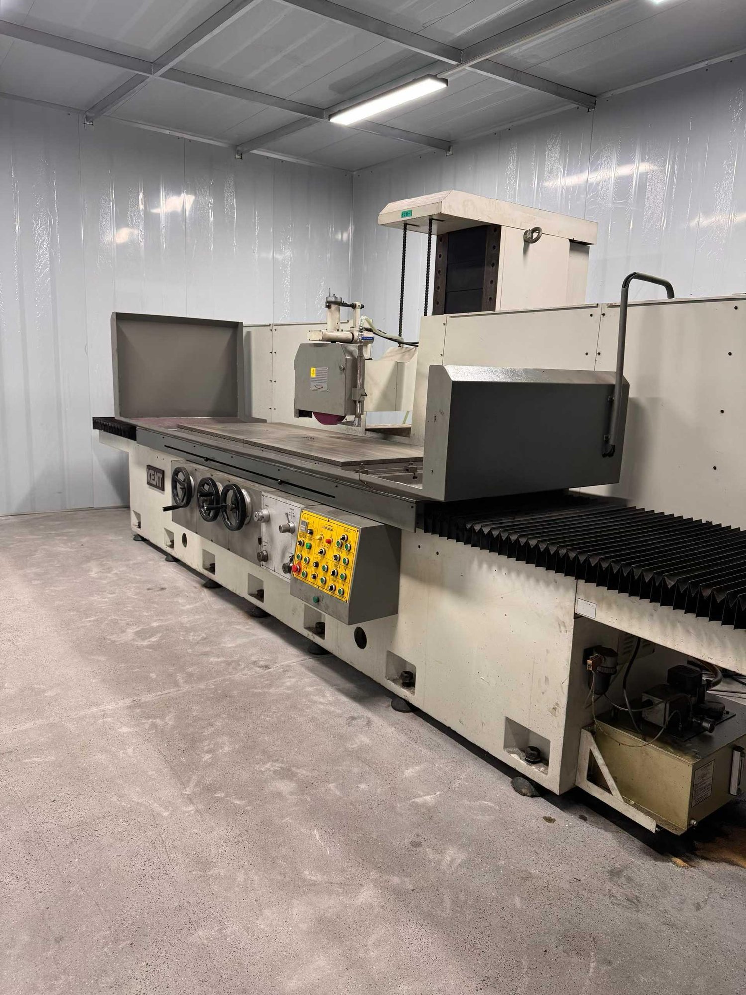 Surface grinder
