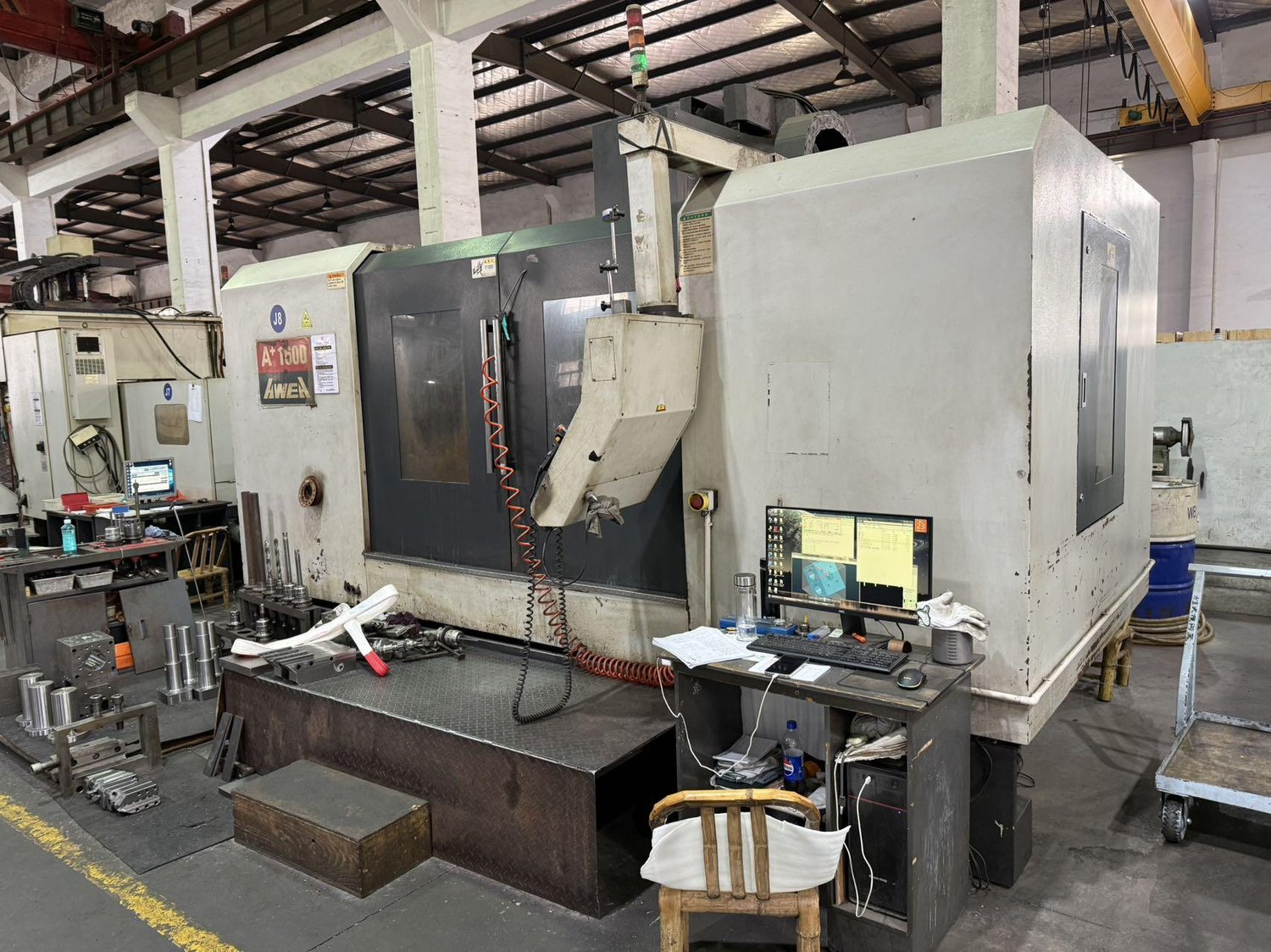 Vertical Machining Center