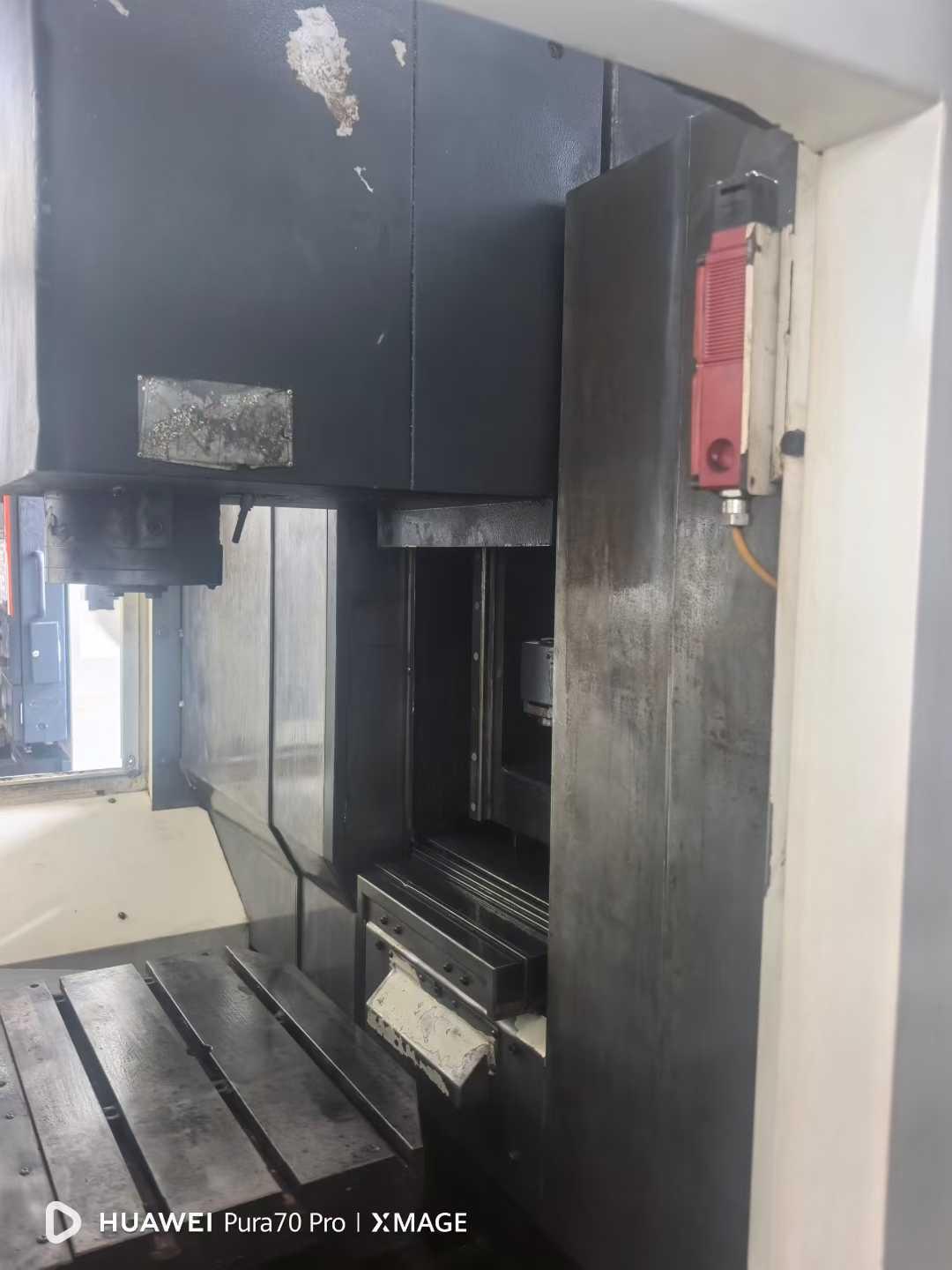 Vertical Machining Center