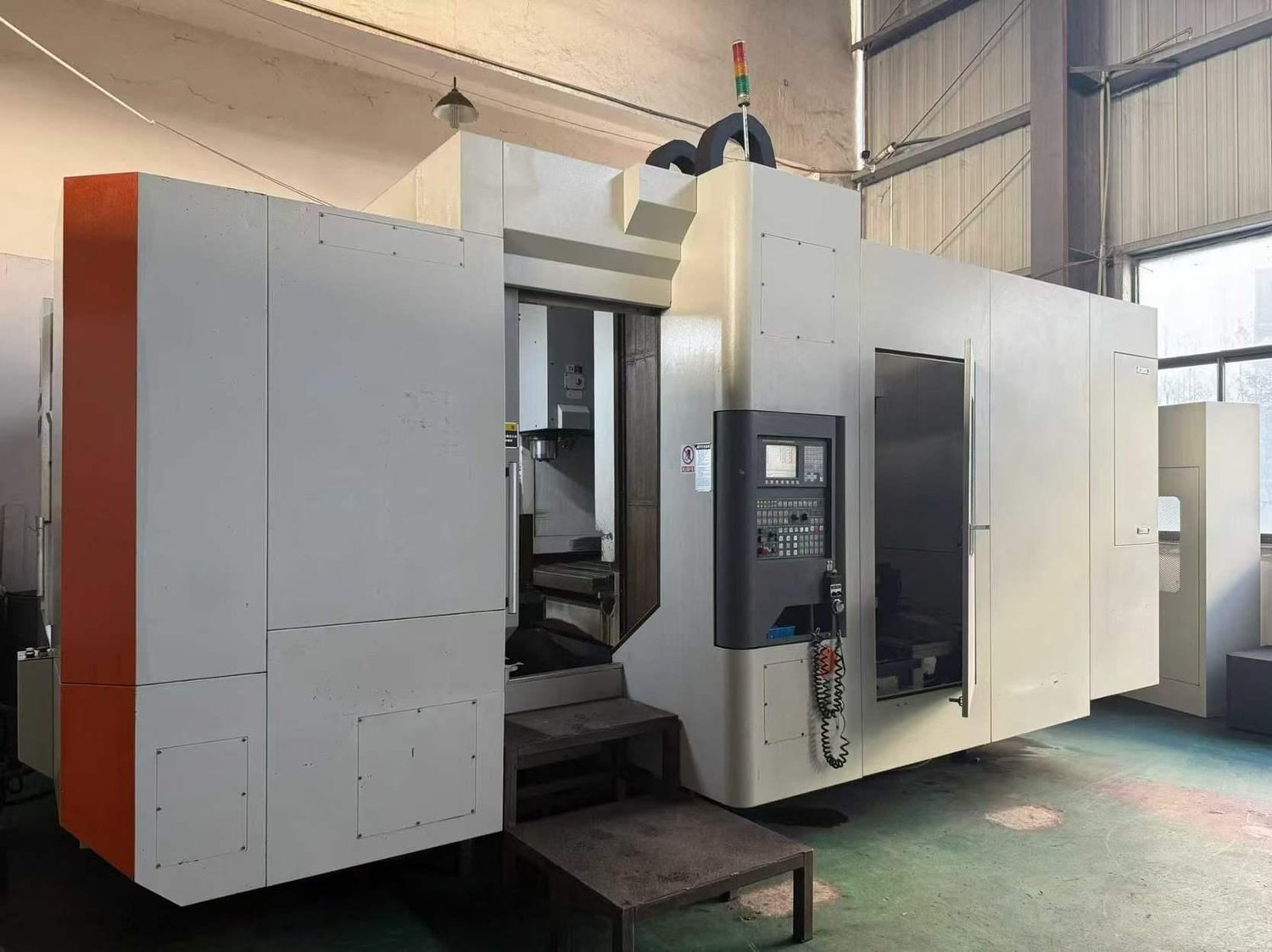 Vertical Machining Center