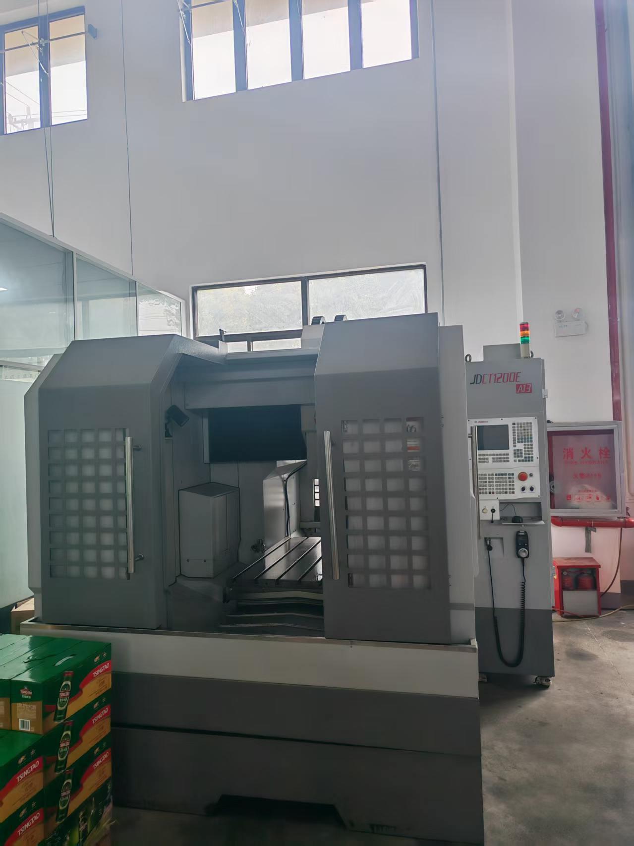 Engraving Machine