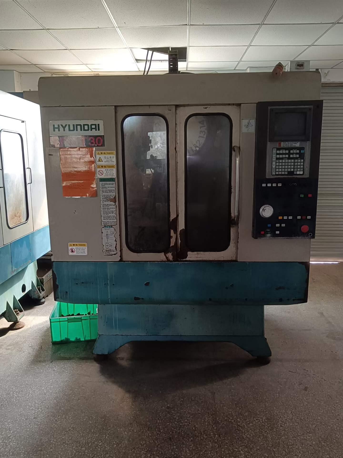 Tapping machine