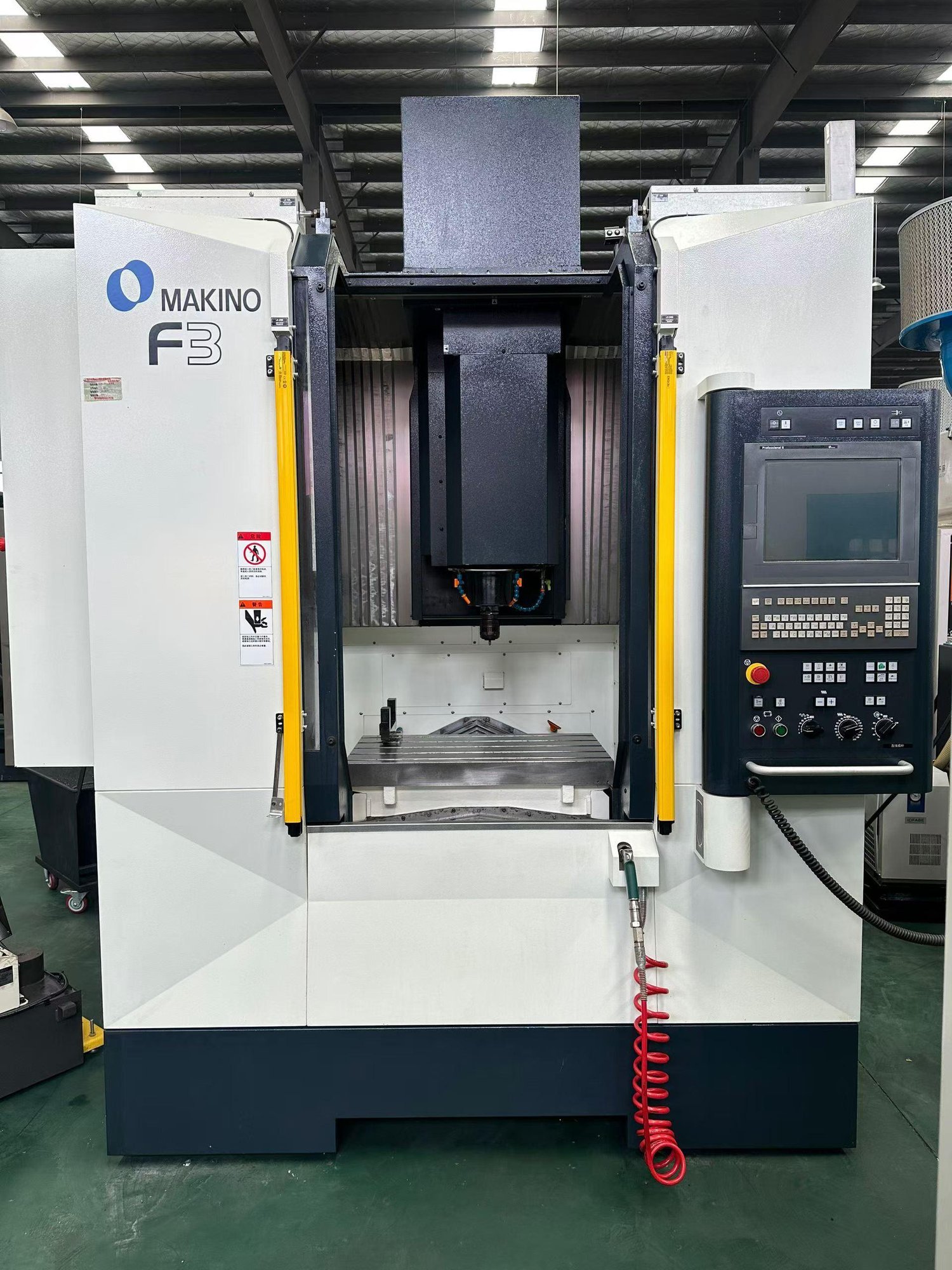Vertical Machining Center