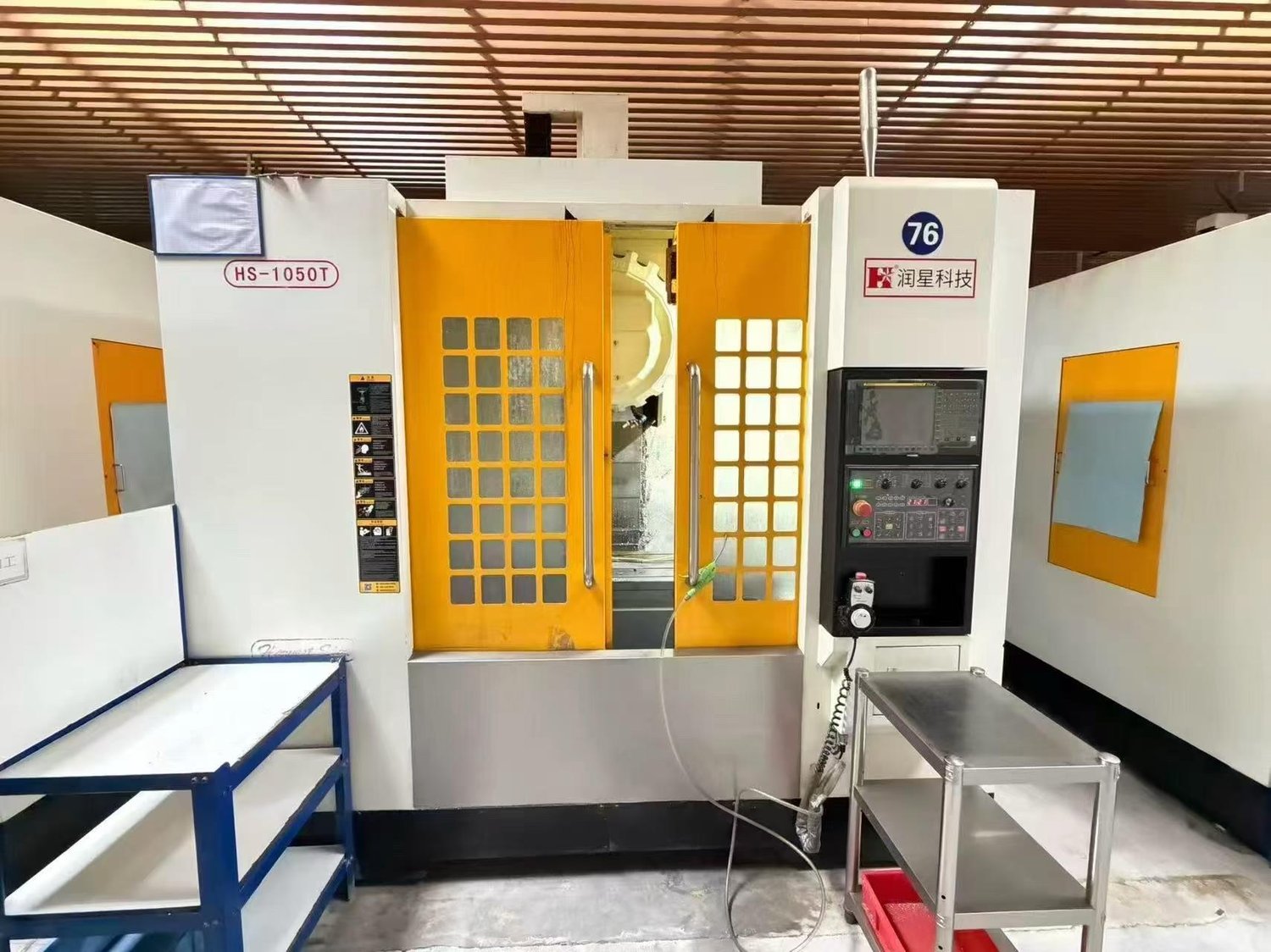 Tapping machine