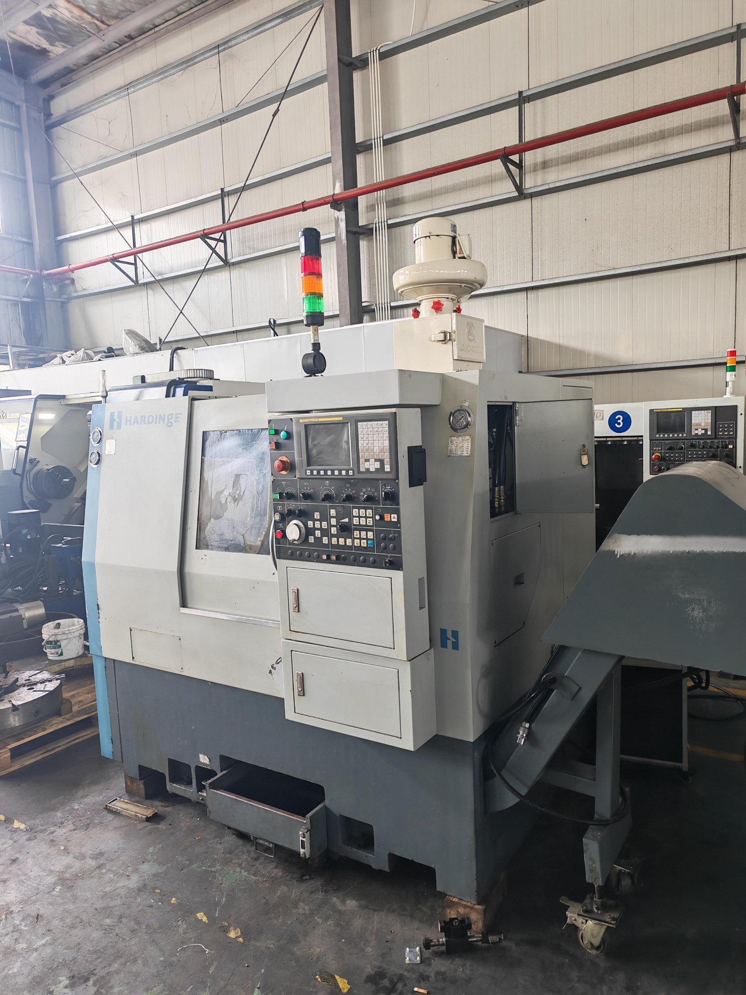 CNC turning lathe