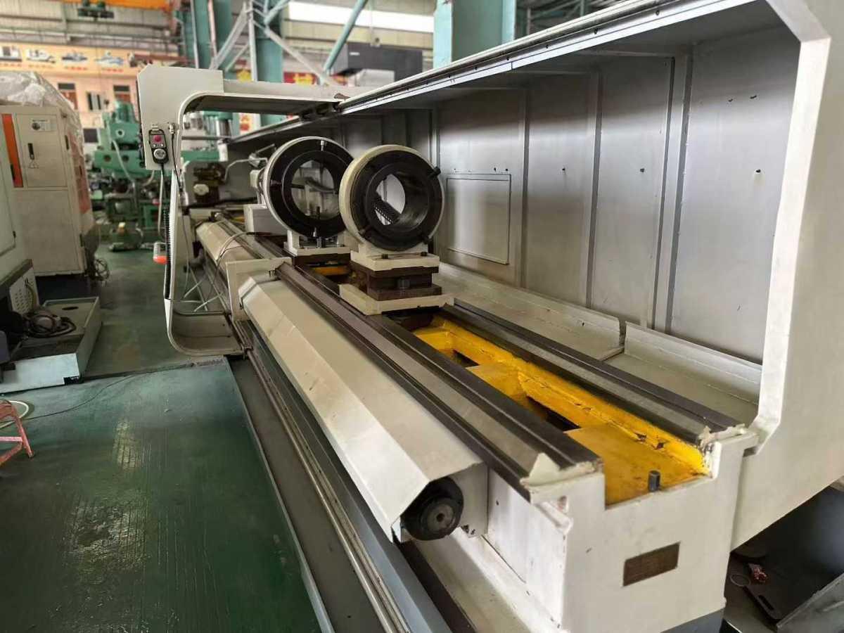 CNC turning lathe