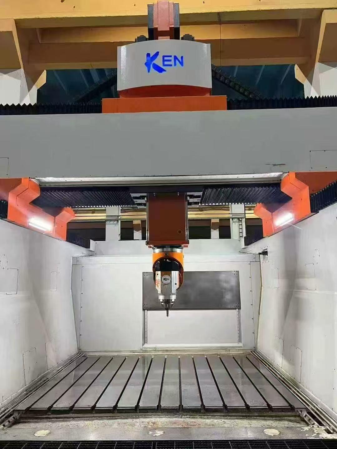 5 Axis Machining Center