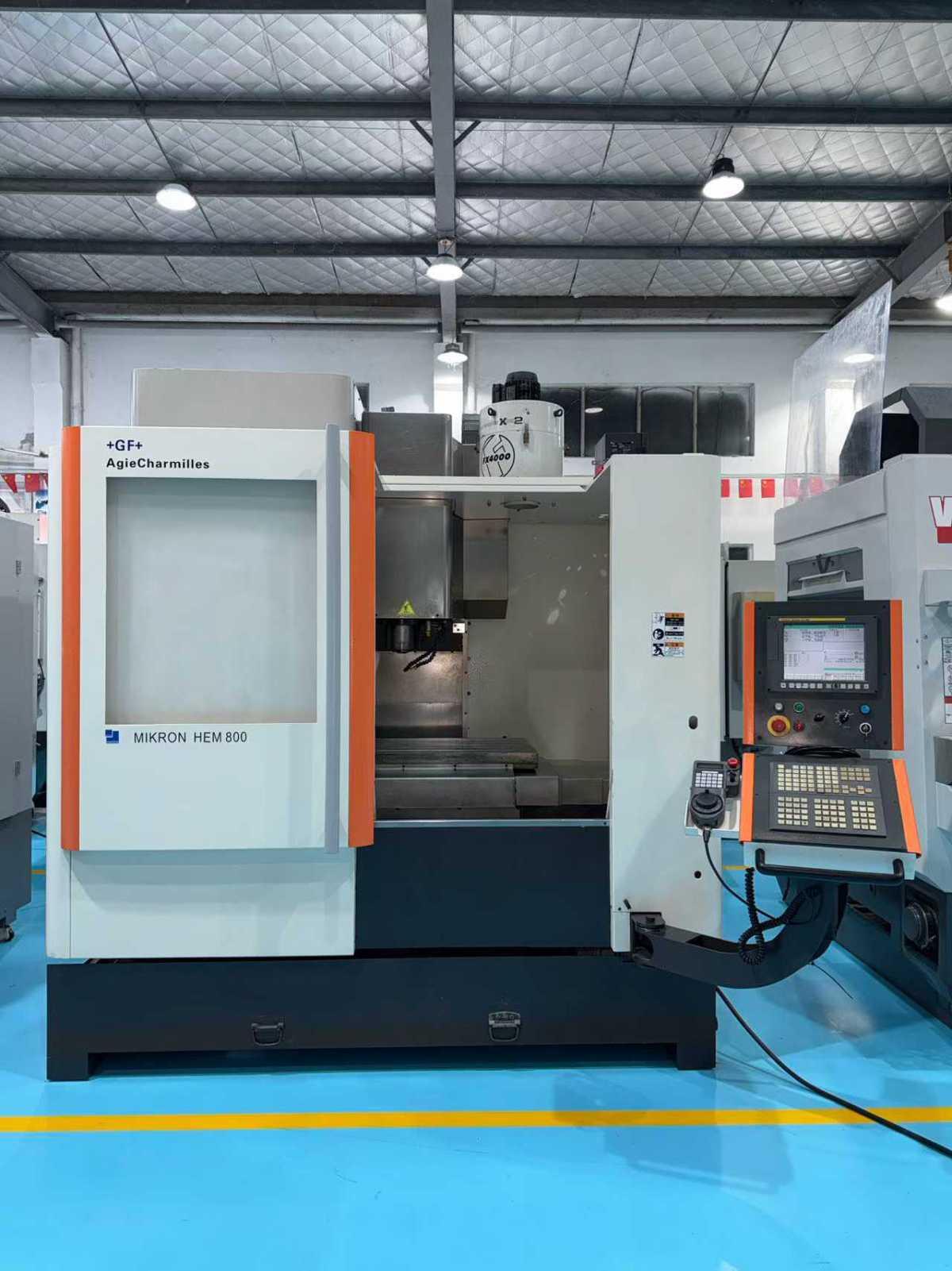 Vertical Machining Center