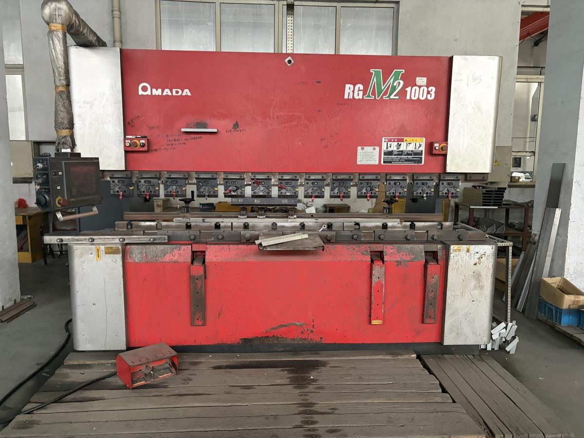 PRESS BRAKE