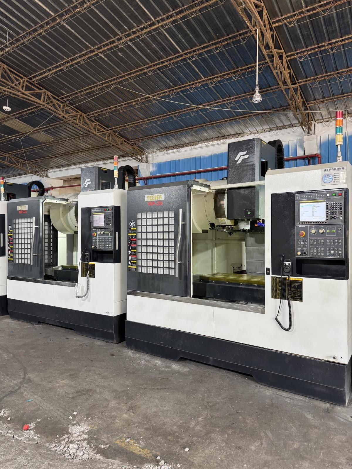 Vertical Machining Center